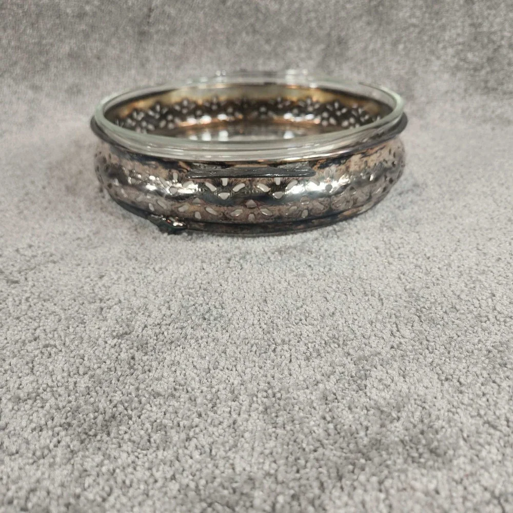 Vintage Silver Plate Pierced Pyrex Casserole Dish Holder with Glass‎ Insert